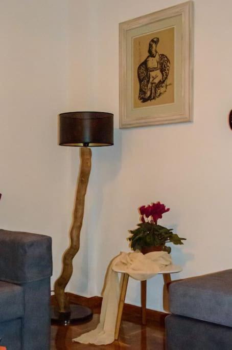 Cozy And Comfortable Apartment In Athens Center Atenas Exterior foto
