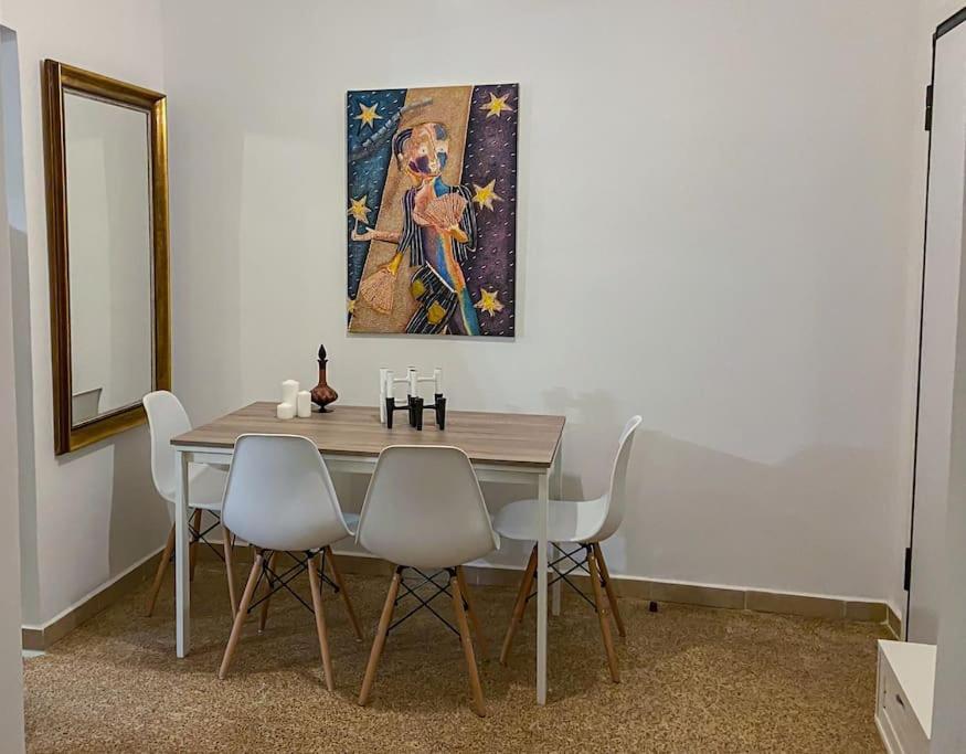 Cozy And Comfortable Apartment In Athens Center Atenas Exterior foto